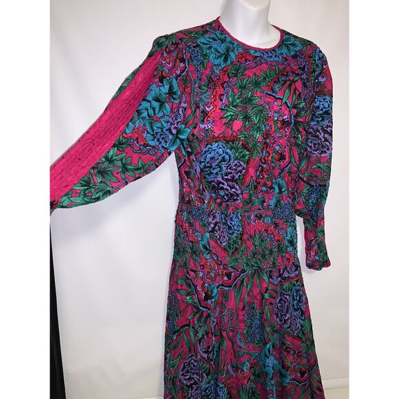 Diane Freis Dresses & Skirts - Diane Freis Vintage Maxi Dress W/ Sash Beaded Floral Print Size Medium /Large?